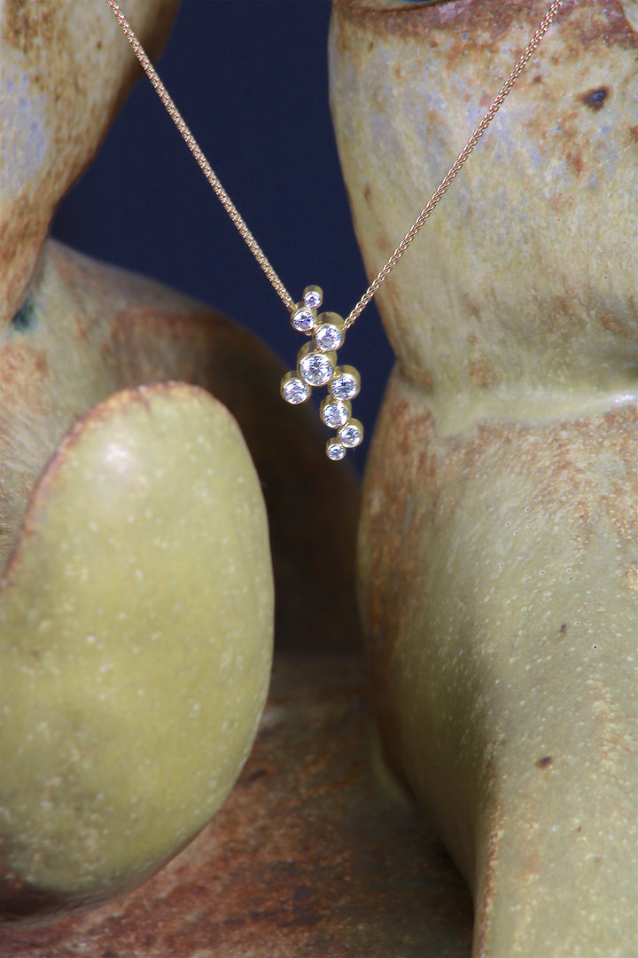 Dripping Diamond Necklace (09938)