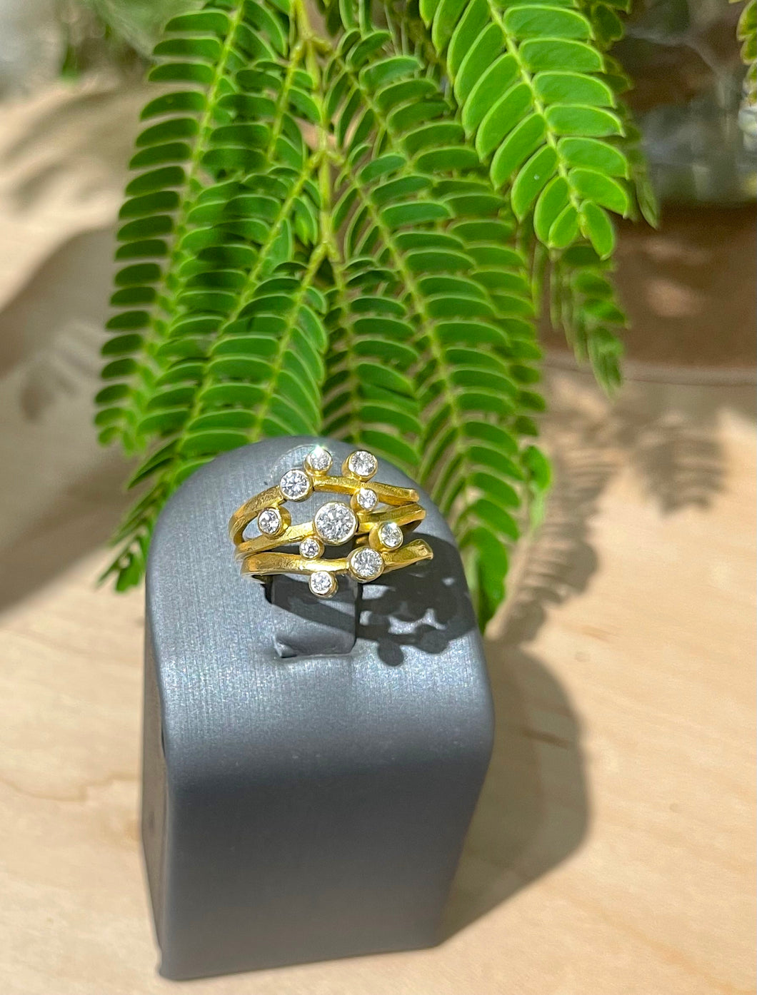 Diamond and Gold Ring (09069)