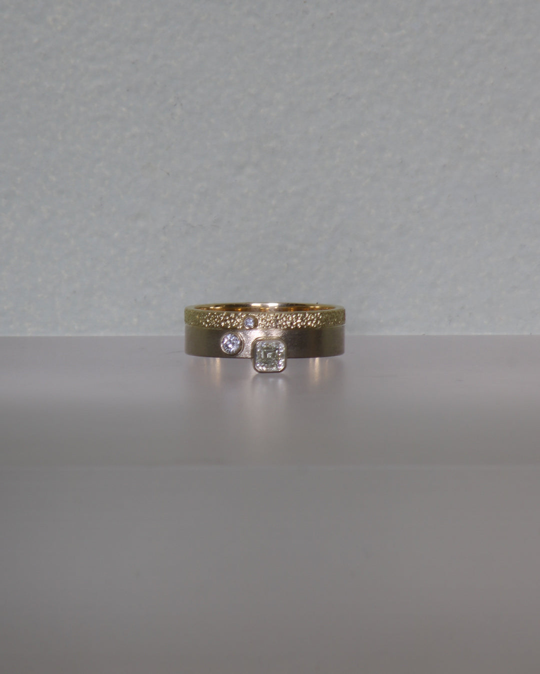 Mixed Metal and Diamond Ring (B123)
