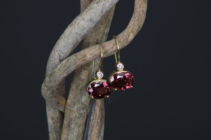 Rhodolite Garnet Earrings (B392)