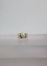Load image into Gallery viewer, Sapphire Three Band Ring (09247)
