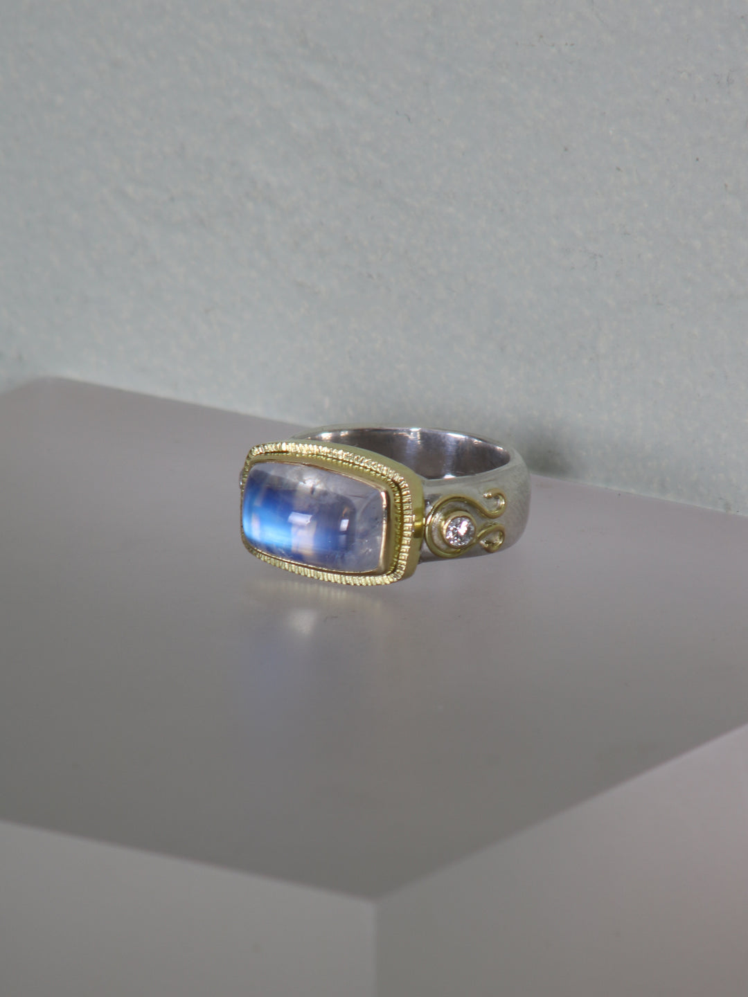 Moonstone Mixed Metal Ring (B420)
