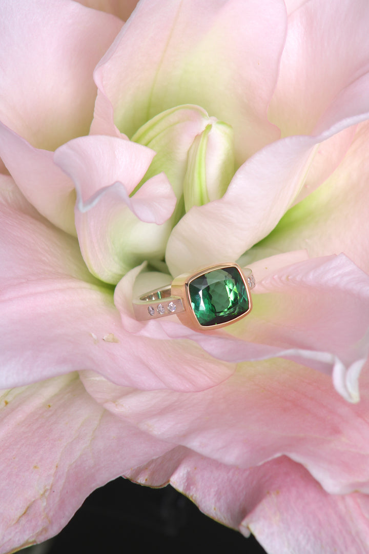 Tourmaline and Diamond Ring (09255)