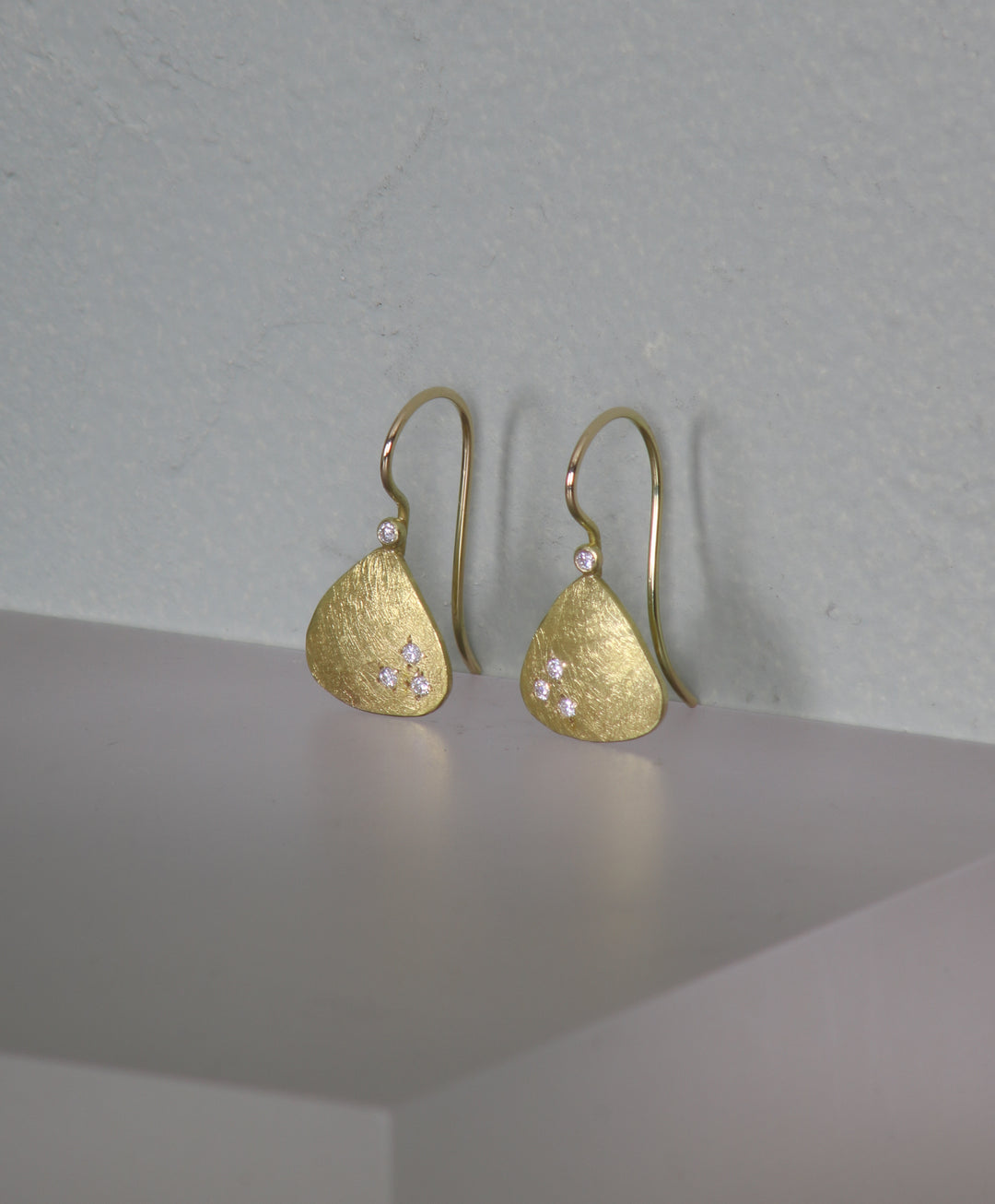 Gold Petal Dangling Earrings (B432)