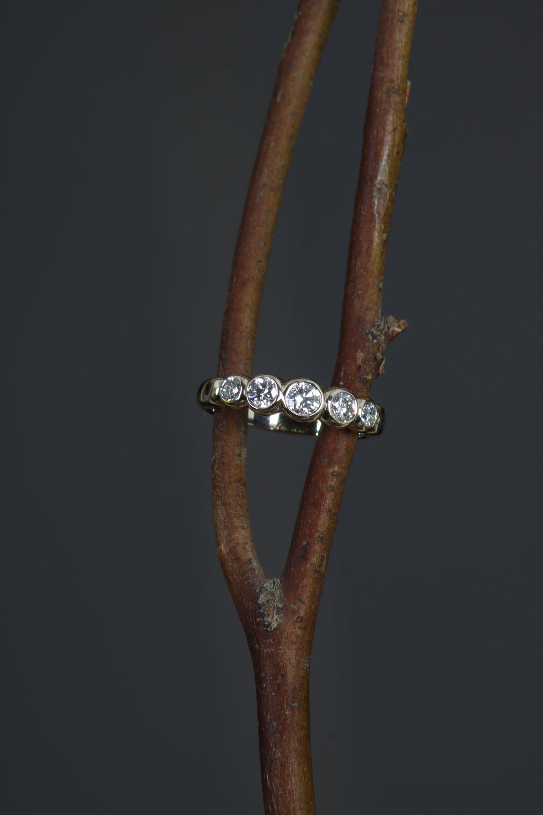 White Gold 5 Diamond Ring (B465)