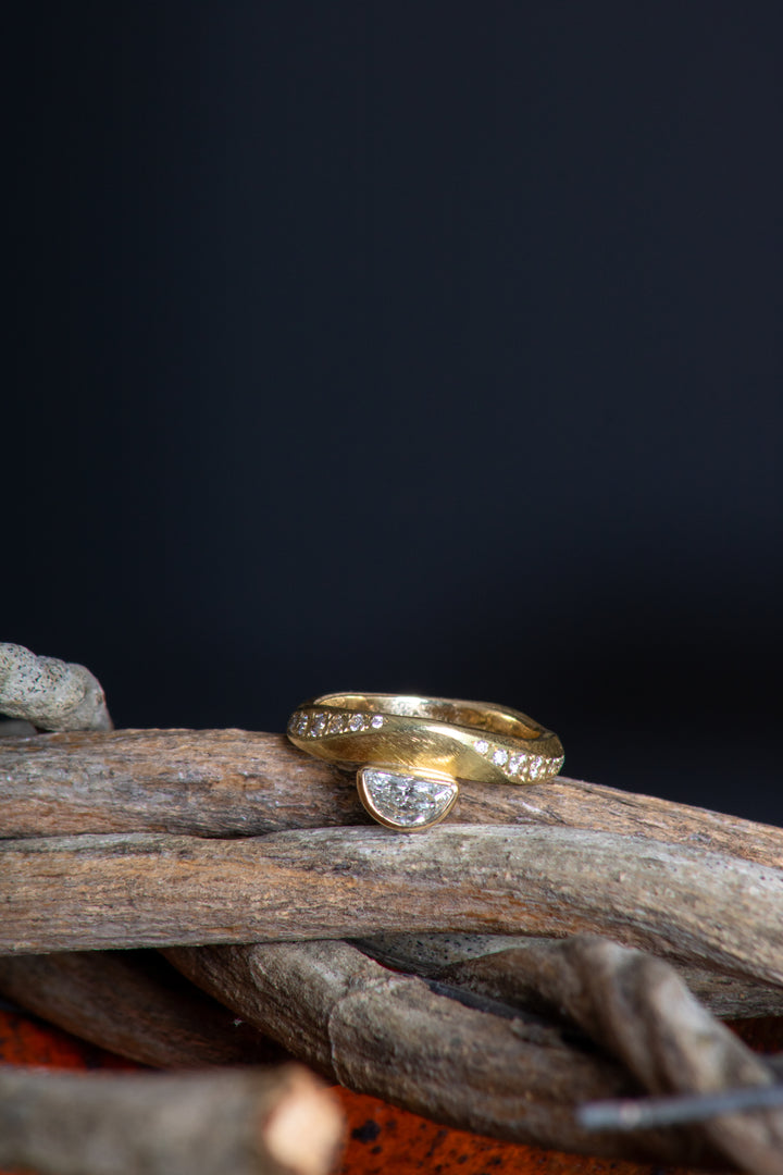 Diamond and Gold Ring (B462)