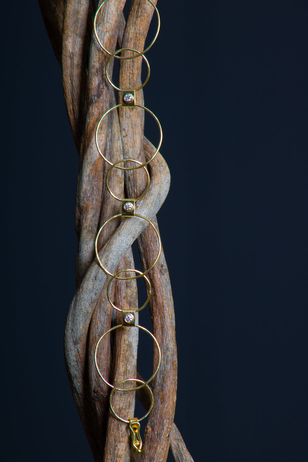 Gold and Diamond Linked Hoop Bracelet (B487)