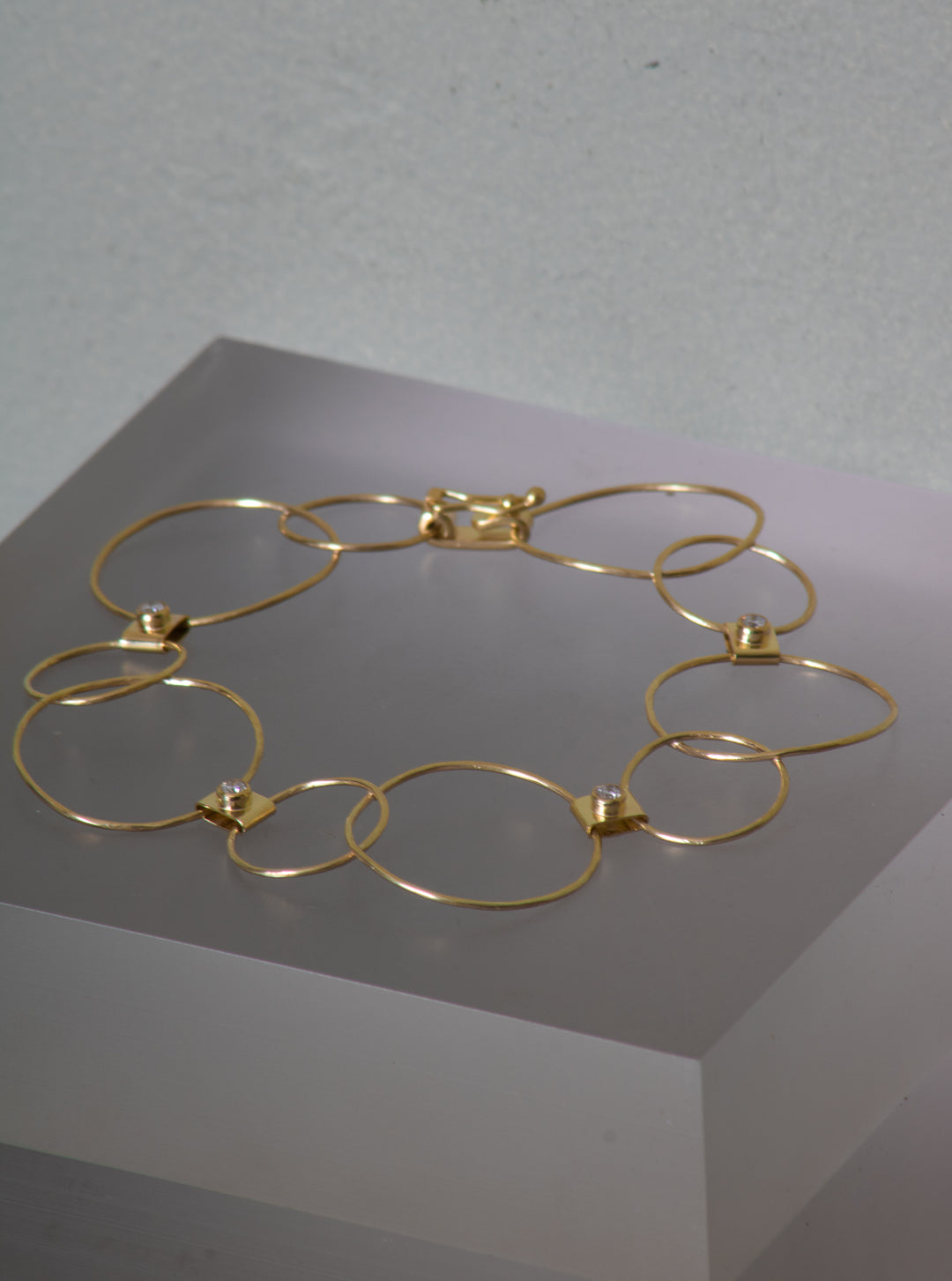 Gold and Diamond Linked Hoop Bracelet (B487)