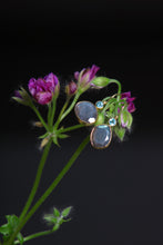 Load image into Gallery viewer, Labradorite Earrings (09274)

