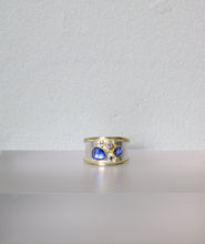 Load image into Gallery viewer, Rose Cut Blue Sapphire Ring (09296)
