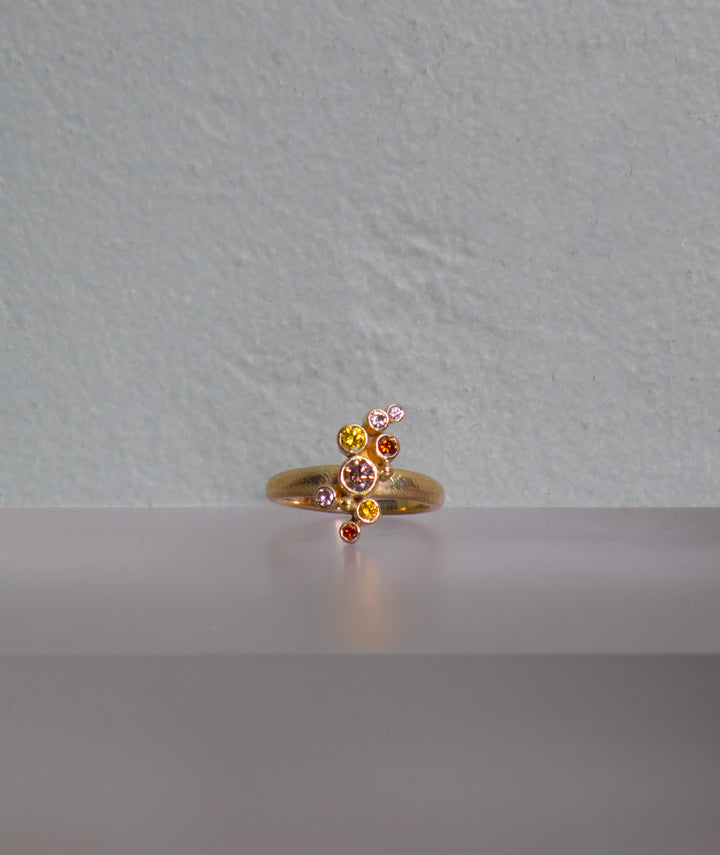 Floating Clustered Diamond Ring (B507)