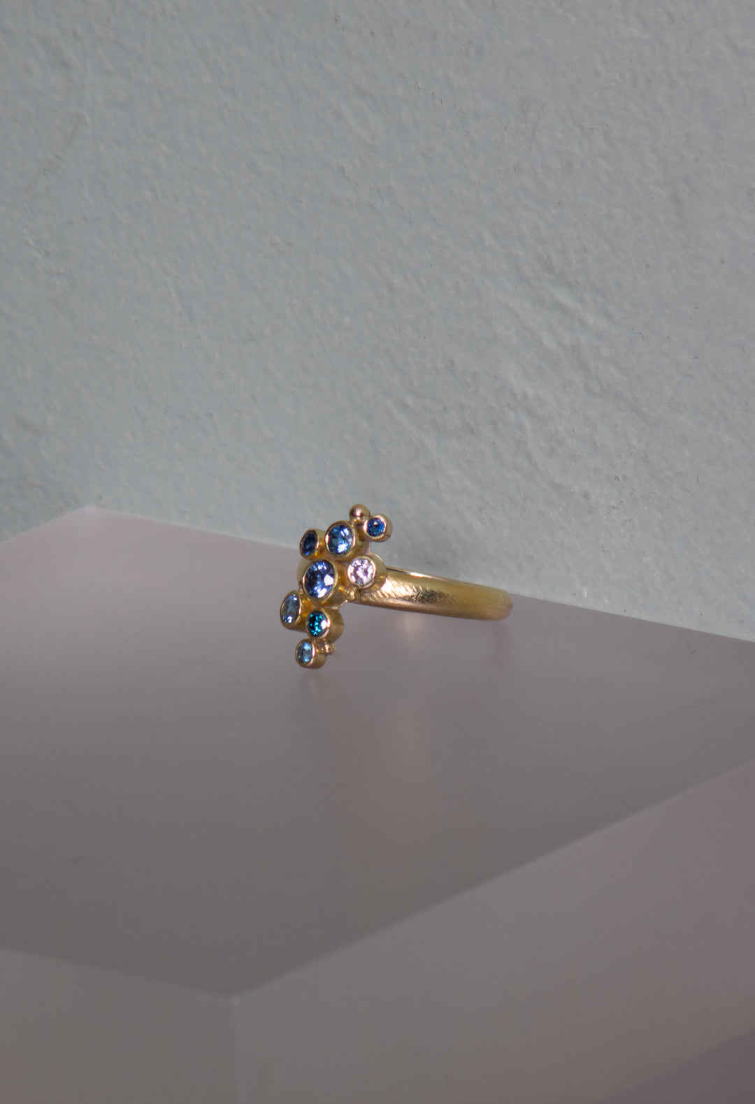 Floating Clustered Sapphire Ring (B506)