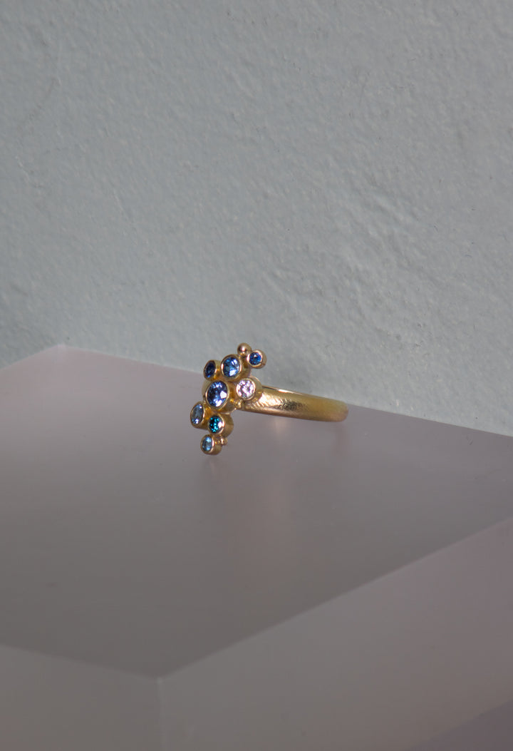 Floating Clustered Sapphire Ring (B506)