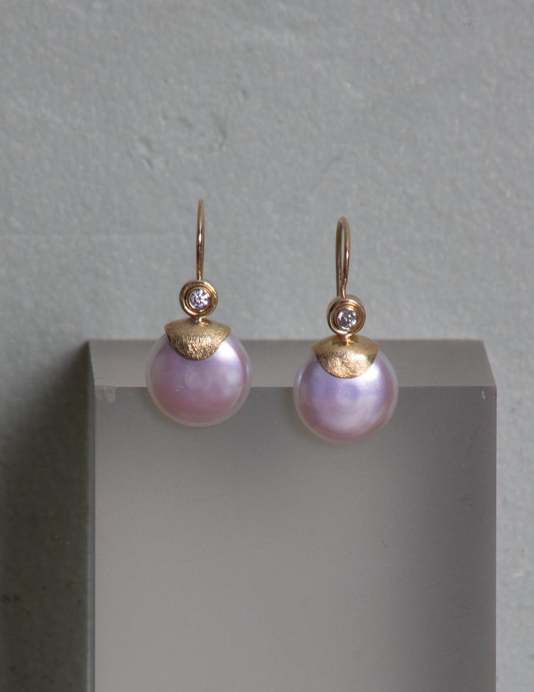 Coin Pearl Earrings with Diamond (B515)