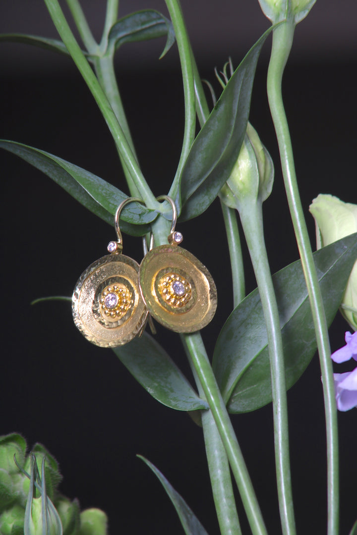 Flat Gold and Diamond Earrings (09391)