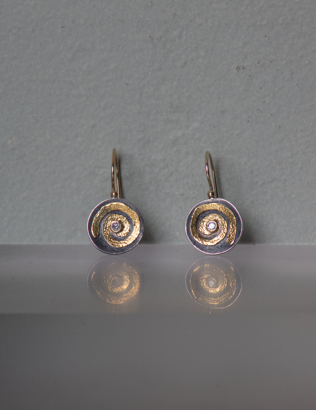 Mixed Metal Spiral Earrings with Diamond (B578)