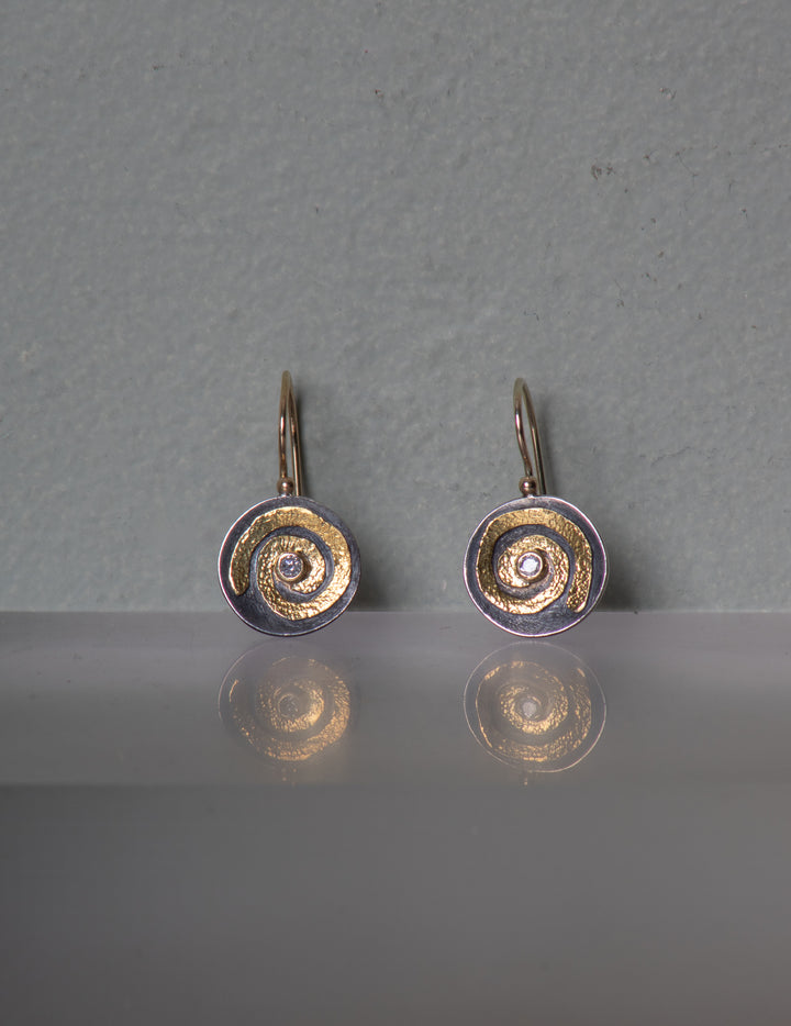 Mixed Metal Spiral Earrings with Diamond (B578)