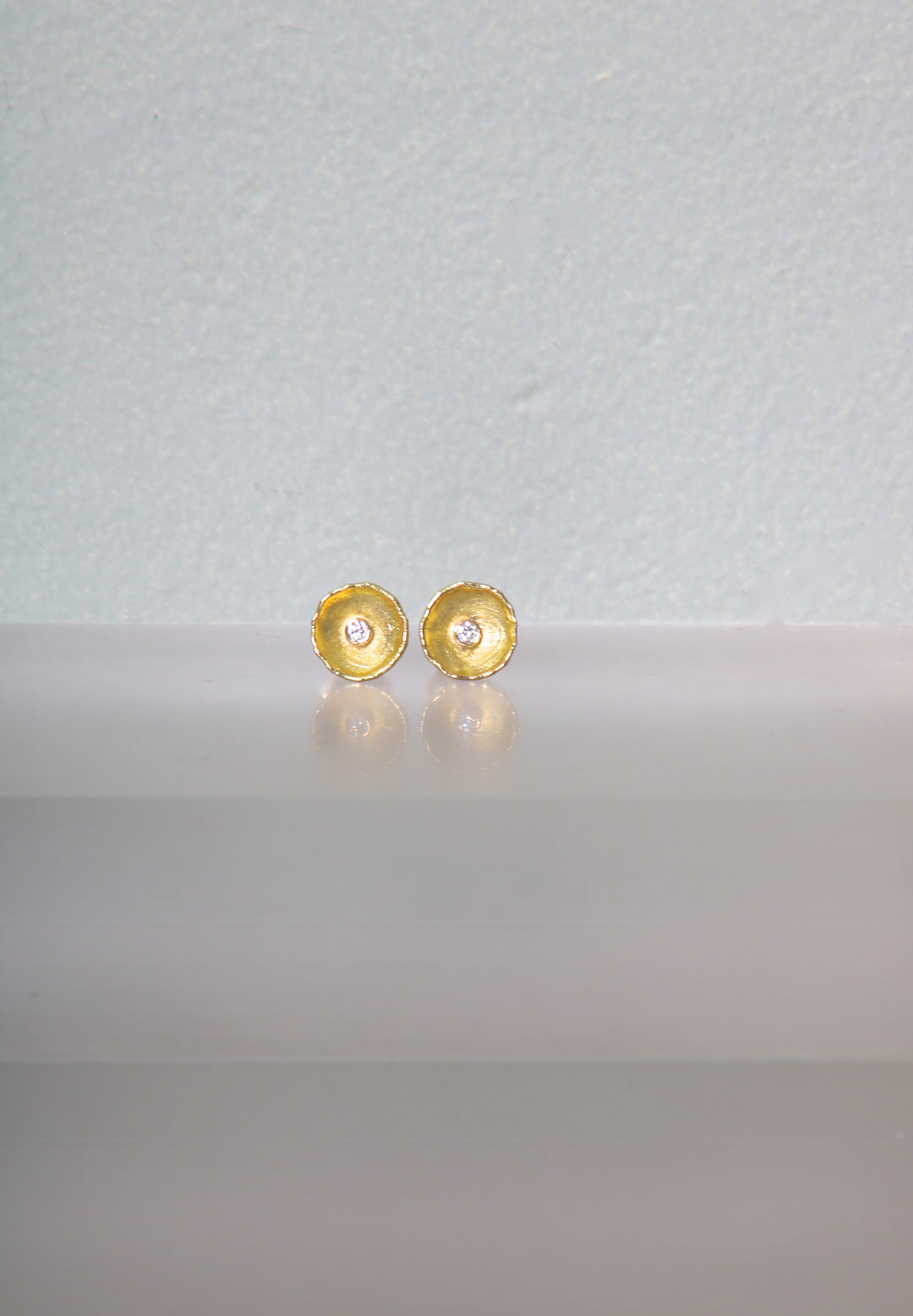 Diamond Dish Stud Earrings (09390)