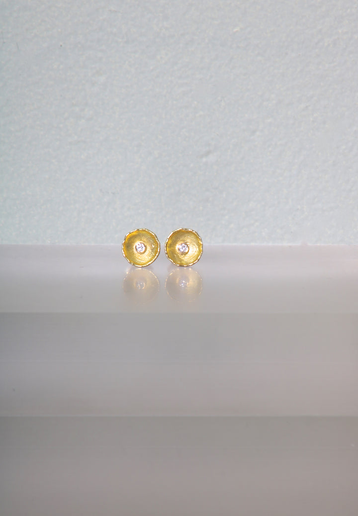 Diamond Dish Stud Earrings (09390)