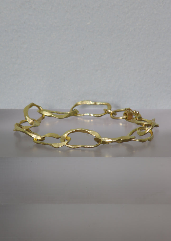 Gold Link Bracelet (B245)