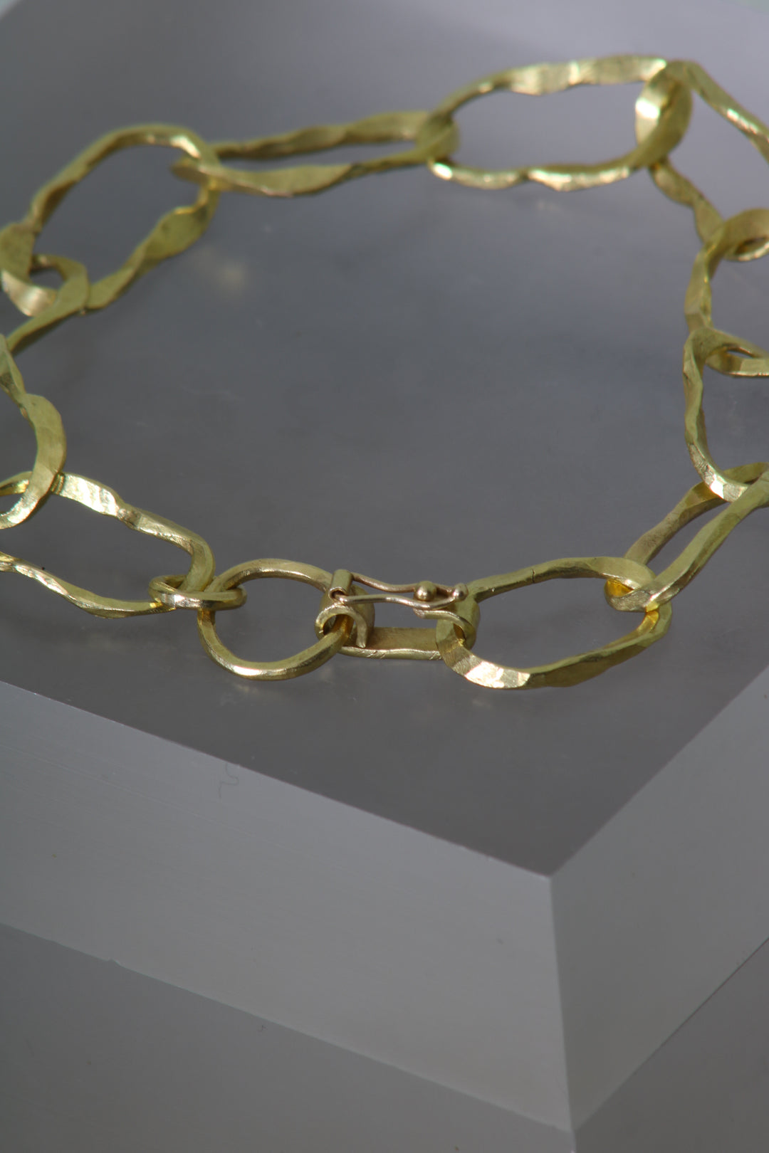 Gold Link Bracelet (B245)