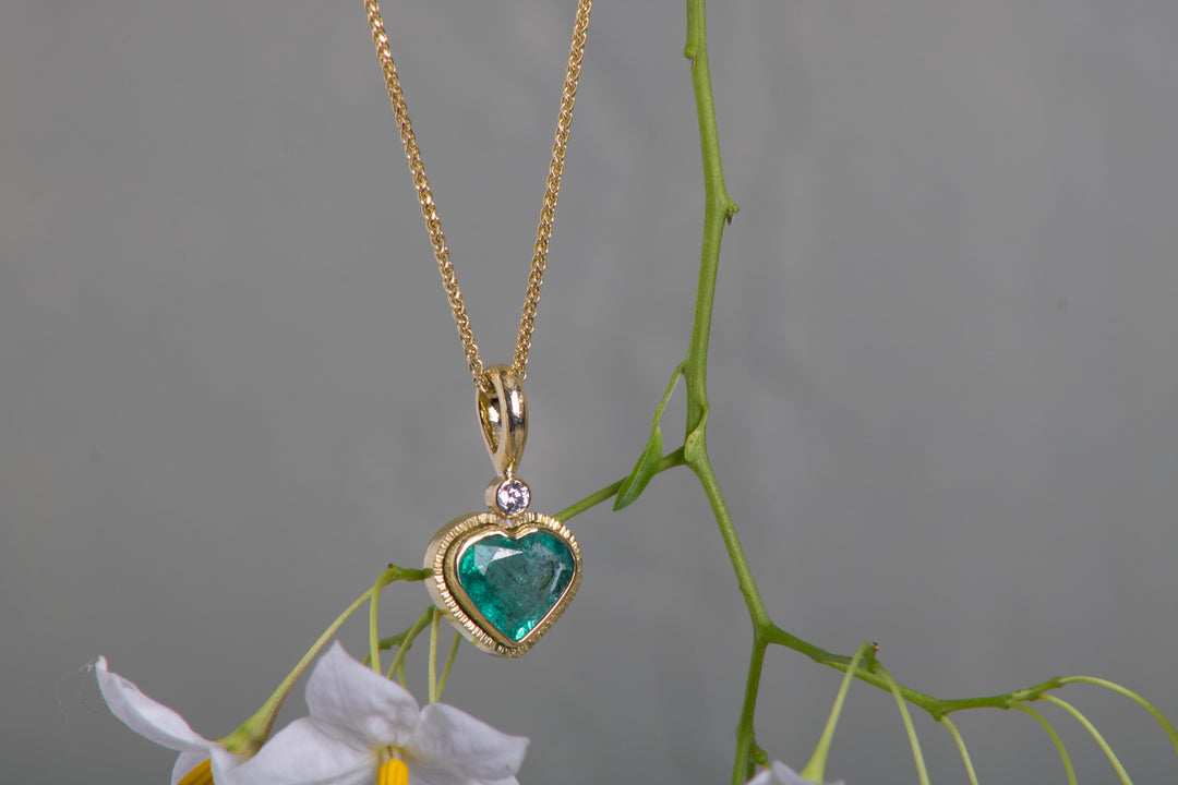Emerald Heart Pendant (B647)