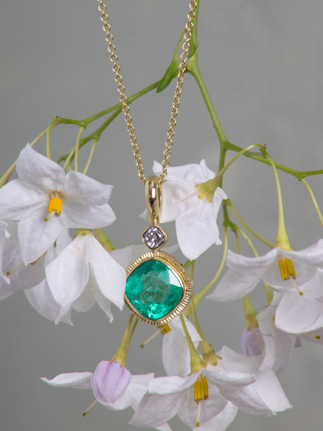 Square Cushion Emerald Pendant (B648)