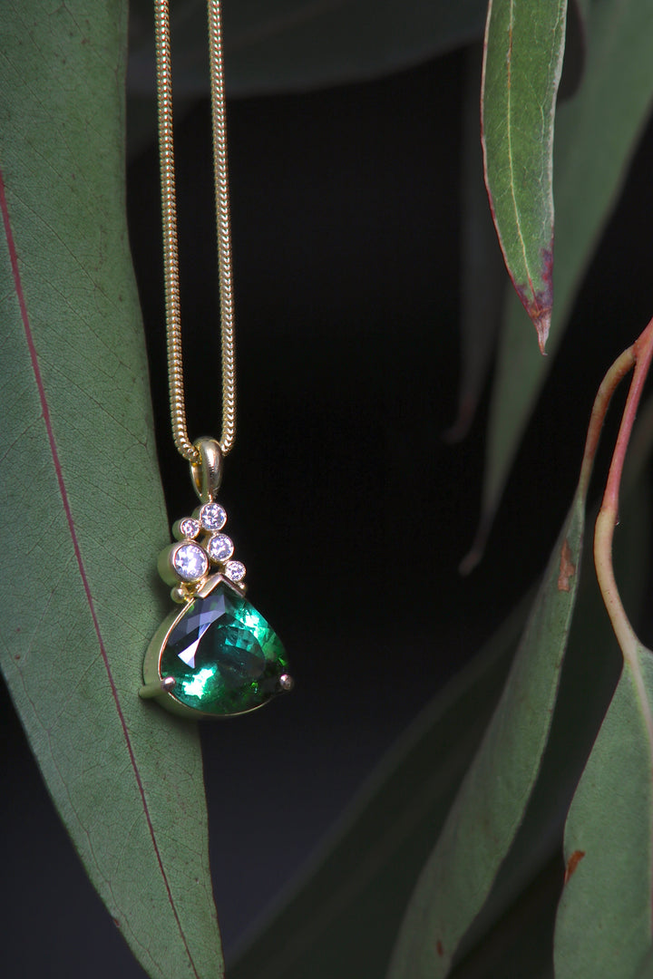 Green Tourmaline and Diamond Drop Pendant (09470)