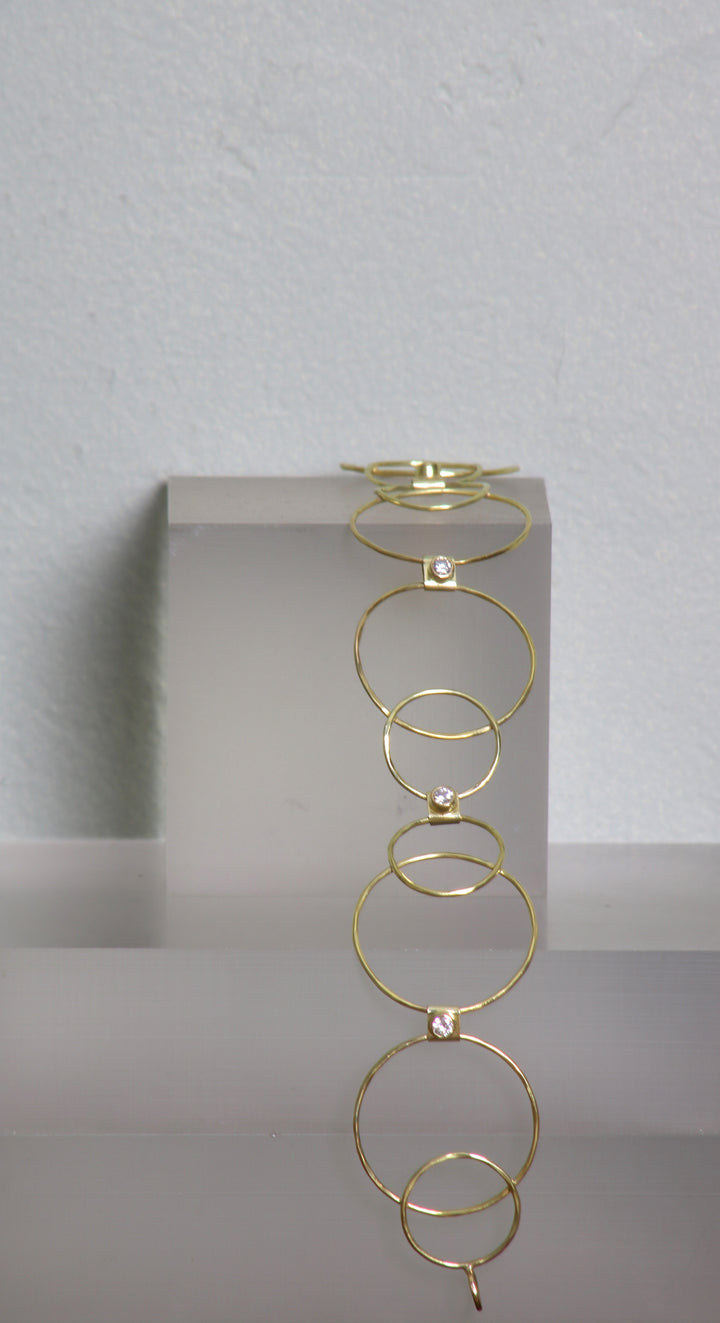 Gold Wire Hoop Bracelet (09473)