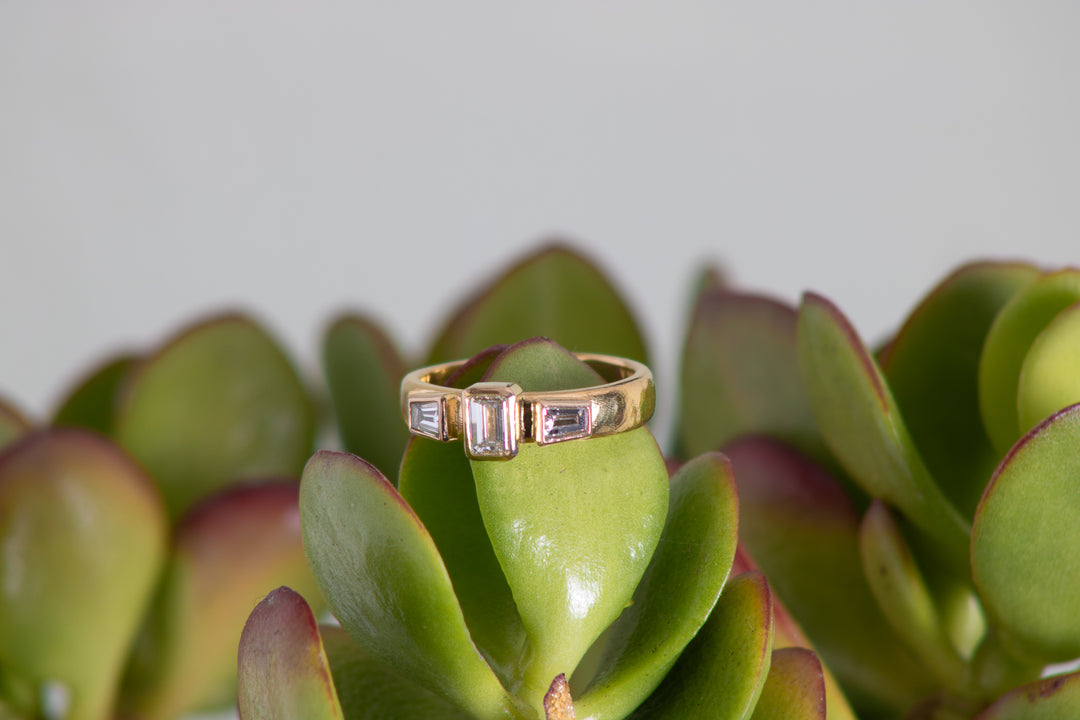 Art Deco Inspired Mixed Diamond Ring (B680)