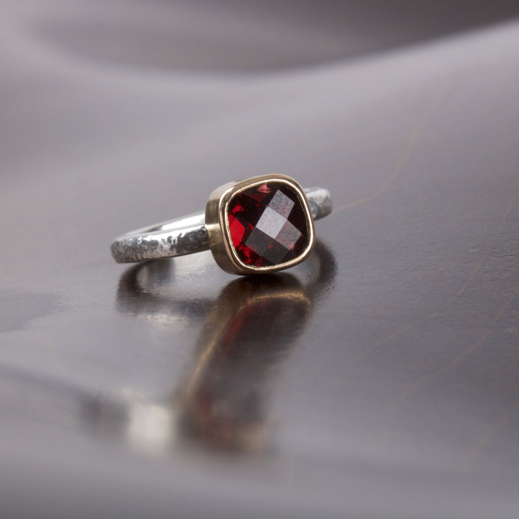 Garnet Ring 05752 - Ormachea Jewelry