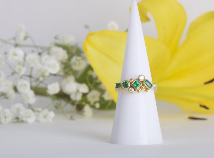 Emerald Gold and Diamond Ring 06499 - Ormachea Jewelry