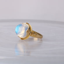 Load image into Gallery viewer, Moonstone Ring by Steve Battelle SB123 - Ormachea Jewelry
