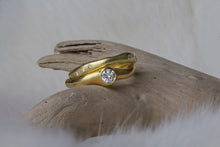 Load image into Gallery viewer, Gold Diamond Ring 0577 - Ormachea Jewelry
