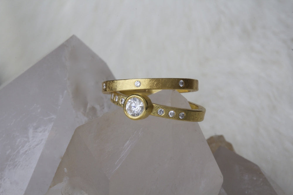Gold Diamond Ring 01501 - Ormachea Jewelry