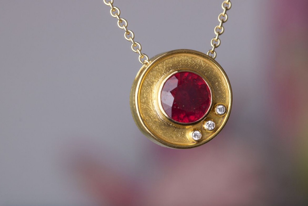 gorgeous ruby pendant. take your style up by adorning... Ruby Pendant (06288)