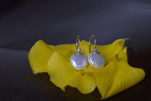 Load image into Gallery viewer, Pearl Earrings 04827 - Ormachea Jewelry
