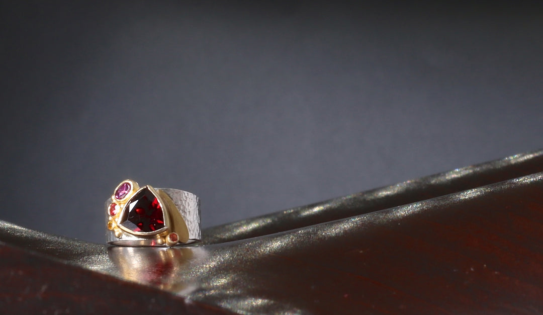 Garnet Ring (07908) - Ormachea Jewelry