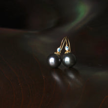 Load image into Gallery viewer, Tahitian Pearl and Blue Zircon Earrings 07096 - Ormachea Jewelry
