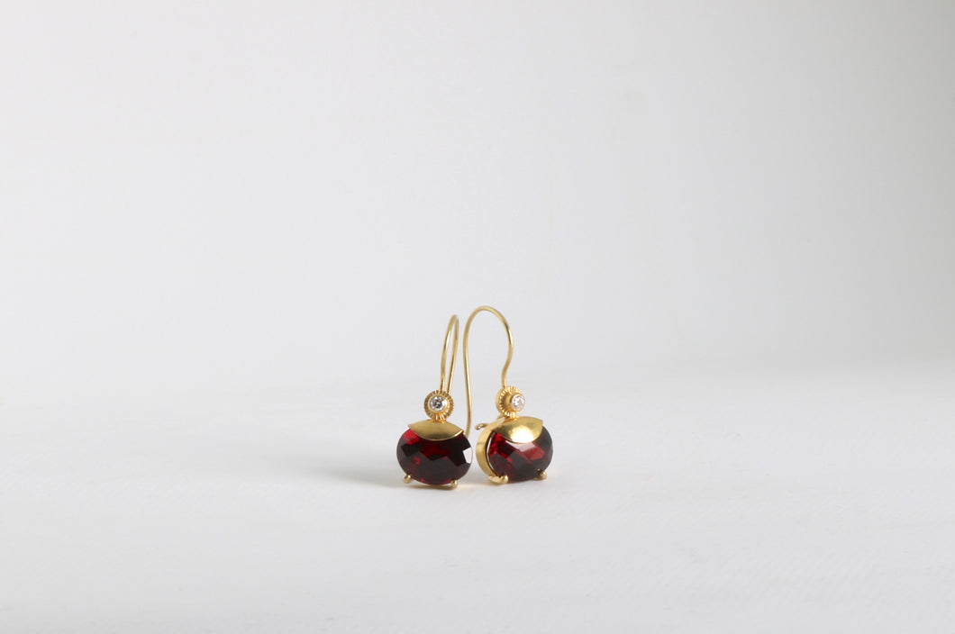 Garnet Earrings (07911) - Ormachea Jewelry