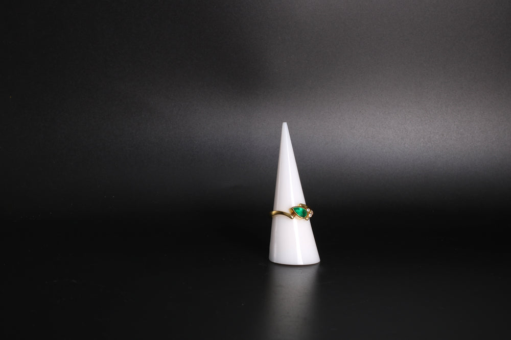 Emerald Ring (07922) - Ormachea Jewelry