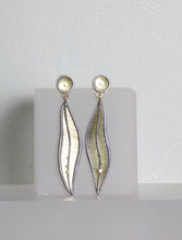Load image into Gallery viewer, Mixed Metal Hanging Earrings (08878)

