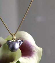 Load image into Gallery viewer, Baroque Bird Shaped Pearl Pendant (08476) - Ormachea Jewelry
