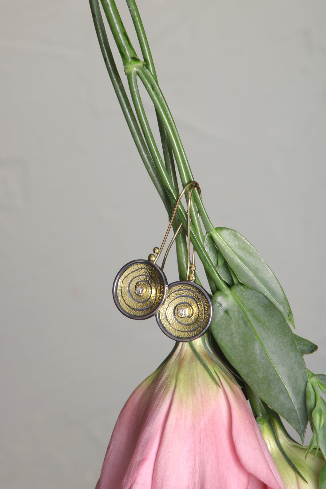 Mixed Metal Swirl Earrings (08919)