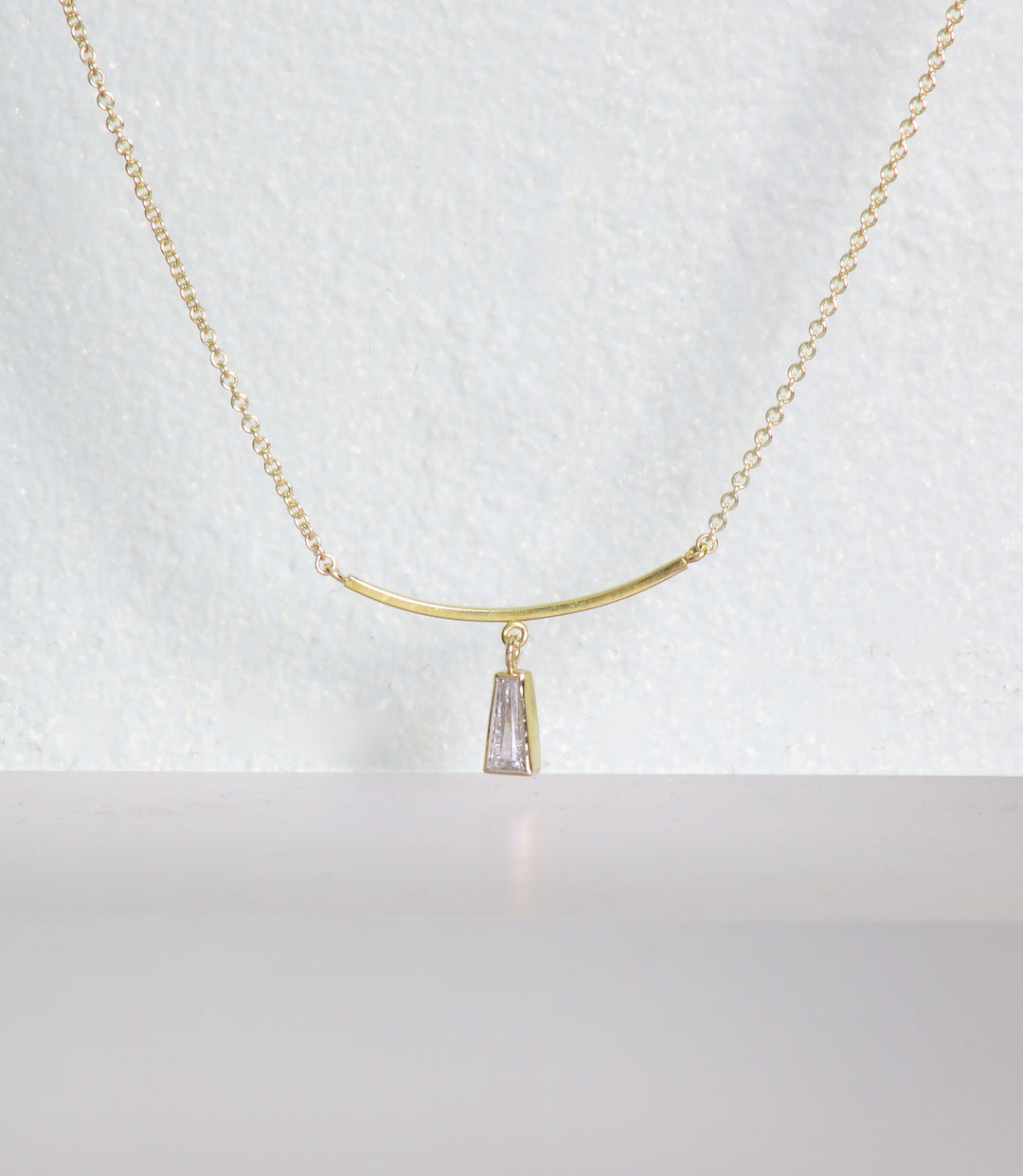 Gold Bar and Diamond Necklace (08936)