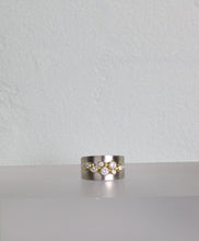 Load image into Gallery viewer, White Gold Nestled Diamond Ring (09049)
