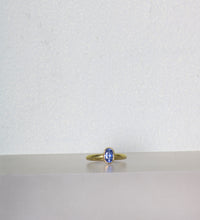 Load image into Gallery viewer, Solitaire Blue Sapphire Ring (09063)
