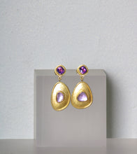 Load image into Gallery viewer, Amethyst and Sapphire Earrings (09086)

