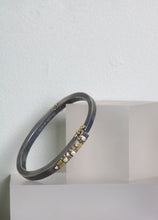 Load image into Gallery viewer, Structural Clasping Bracelet (09051)
