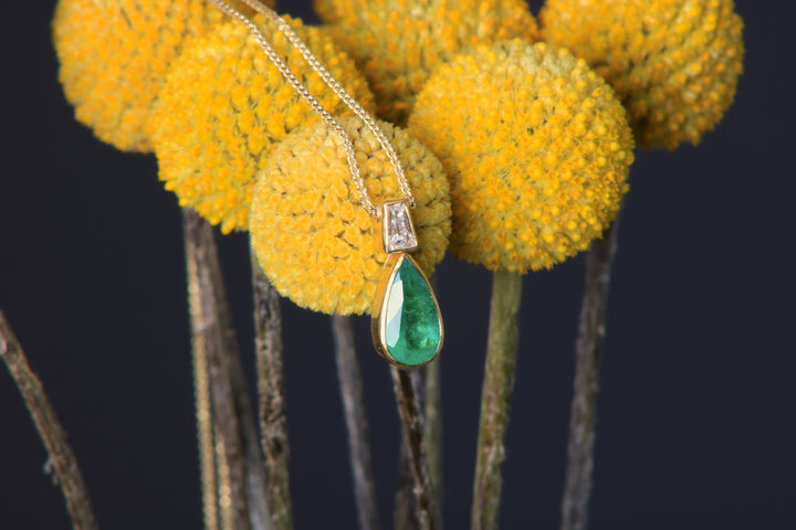 Emerald Drop Pendant 07818 - Ormachea Jewelry
